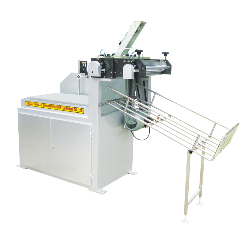 https://www.ctcanmachine.com/0-1-5l-semi-automatic-round-can-produktionslinie-produkt/